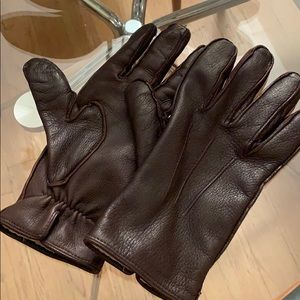 Leather Gloves with Cashmere Lining